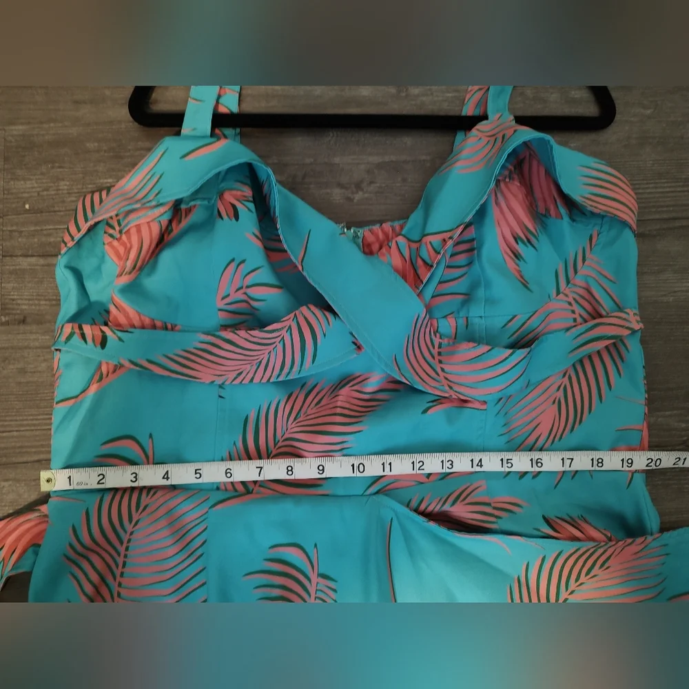 Pinup Girl Eden Tiki Wiggle Dress - Picture 5 of 5